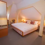 Garni Am Markt - Businesshotel - Fruehstuecksbuffet - Fahrradabstellplatz - Hunde Willkommen Hotel