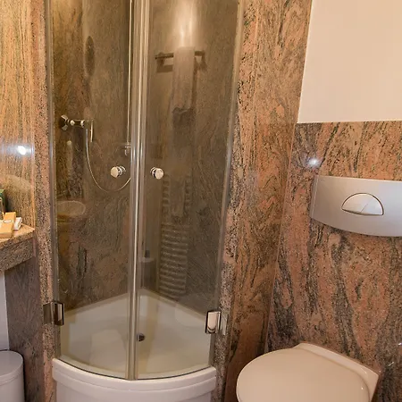 Garni Am Markt - Businesshotel - Fruehstuecksbuffet - Fahrradabstellplatz - Hunde Willkommen 3*