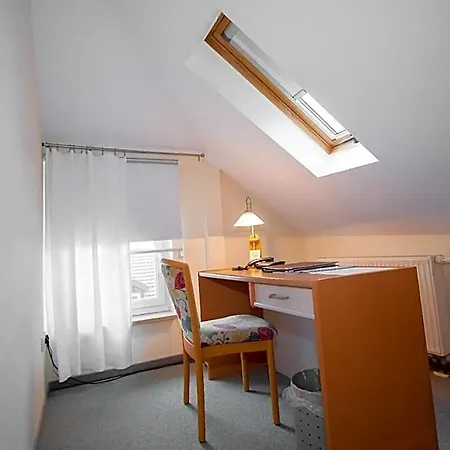 Garni Am Markt - Businesshotel - Fruehstuecksbuffet - Fahrradabstellplatz - Hunde Willkommen 3*