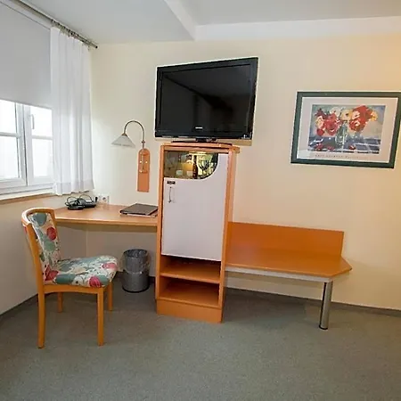 Garni Am Markt - Businesshotel - Fruehstuecksbuffet - Fahrradabstellplatz - Hunde Willkommen 3* Neustadt bei Coburg