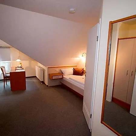 Garni Am Markt - Businesshotel - Fruehstuecksbuffet - Fahrradabstellplatz - Hunde Willkommen Neustadt bei Coburg