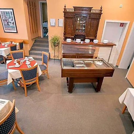 Garni Am Markt - Businesshotel - Fruehstuecksbuffet - Fahrradabstellplatz - Hunde Willkommen