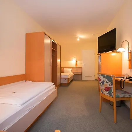 Garni Am Markt - Businesshotel - Fruehstuecksbuffet - Fahrradabstellplatz - Hunde Willkommen
