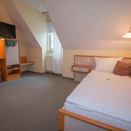 호텔 Garni Am Markt - Businesshotel - Fruehstuecksbuffet - Fahrradabstellplatz - Hunde Willkommen 노이스타트 바이 코부르크