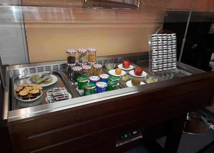Garni Am Markt - Businesshotel - Fruehstuecksbuffet - Fahrradabstellplatz - Hunde Willkommen Hotel Neustadt bei Coburg