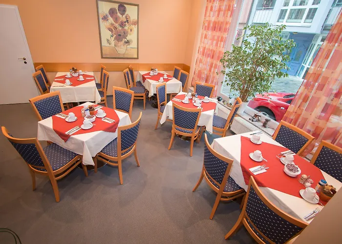 Ξενοδοχείο Garni Am Markt - Businesshotel - Fruehstuecksbuffet - Fahrradabstellplatz - Hunde Willkommen 3*
