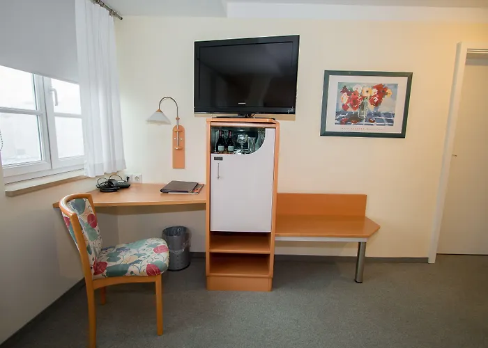 Garni Am Markt - Businesshotel - Fruehstuecksbuffet - Fahrradabstellplatz - Hunde Willkommen Neustadt bei Coburg