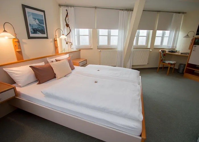Garni Am Markt - Businesshotel - Fruehstuecksbuffet - Fahrradabstellplatz - Hunde Willkommen Ξενοδοχείο Neustadt bei Coburg
