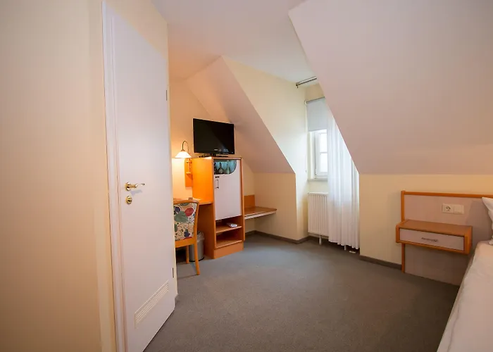 Ξενοδοχείο Garni Am Markt - Businesshotel - Fruehstuecksbuffet - Fahrradabstellplatz - Hunde Willkommen