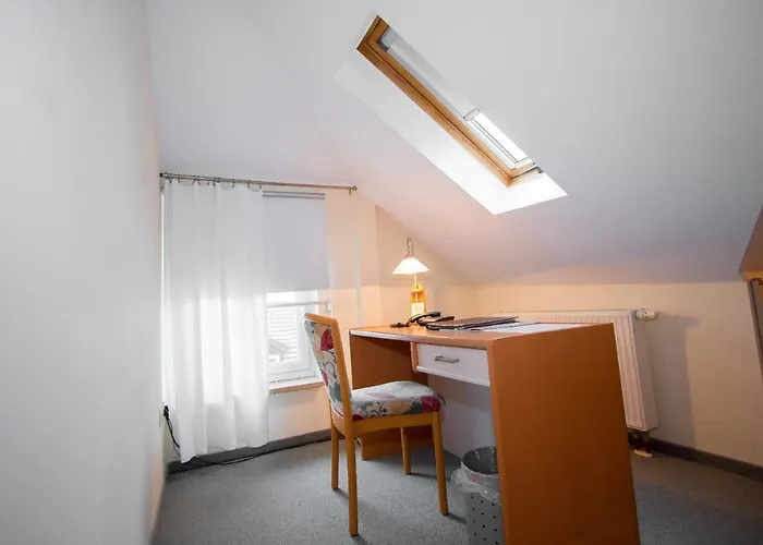 Garni Am Markt - Businesshotel - Fruehstuecksbuffet - Fahrradabstellplatz - Hunde Willkommen Neustadt bei Coburg