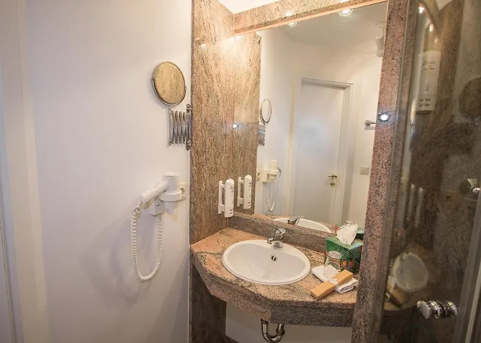 Garni Am Markt - Businesshotel - Fruehstuecksbuffet - Fahrradabstellplatz - Hunde Willkommen 3* Neustadt bei Coburg